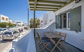 Cozy House In Tinos